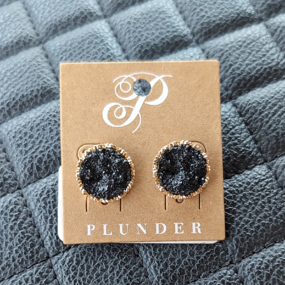 Plunder Textured Black and Gold Stud Earrings